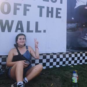 Meet your Posher, Michaela